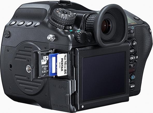 Actual product image Pentax 645Z (55 mm, 51.40 Mpx, Medium format)