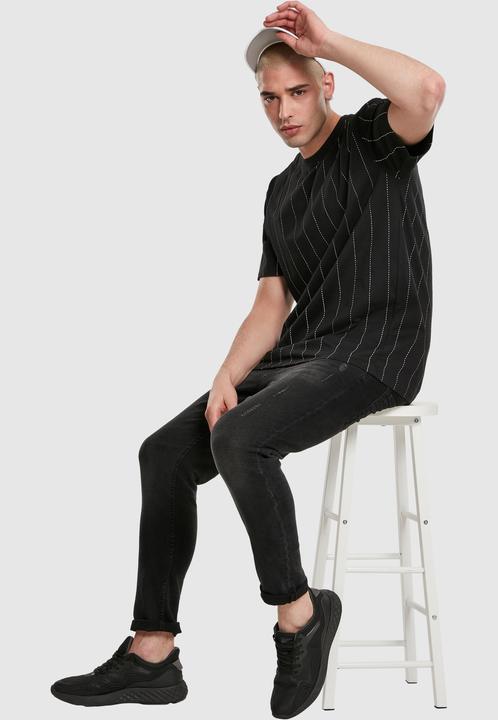 Actual product image Urban Classics Oversized Pinstripe Tee (L)