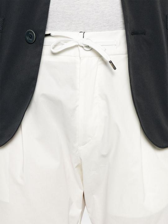 Actual product image Herno Trousers White (XL)