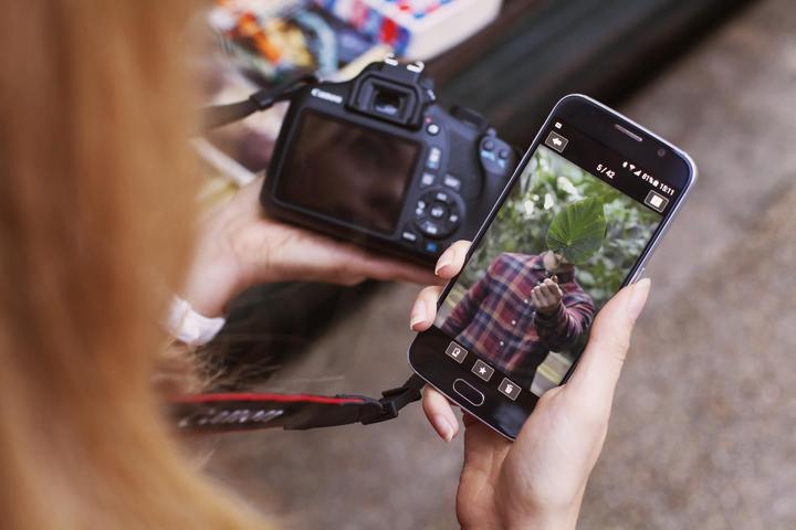 Produktbild Canon EOS 1300D IS Power-Kit (18 Mpx, APS-C / DX)