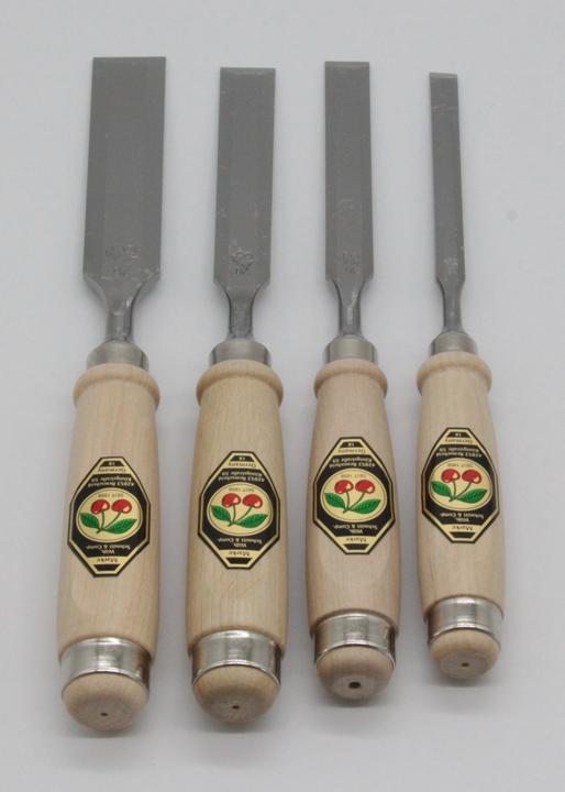Actual product image Kirschen Chisel set 1181 SB 4 pcs. in box (26 mm)