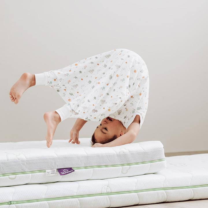 Actual product image Träumeland Children's and youth mattress Better Dreams Edition Wind rolled (120 x 200 cm)