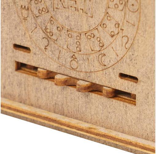 Actual product image Escape Welt Space Box (German)