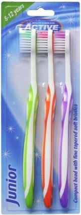 Produktbild Beauty Formulas Active Oral Care - Junior 8-12 Years Toothbrushes For Children 3 Pcs. (3 x)