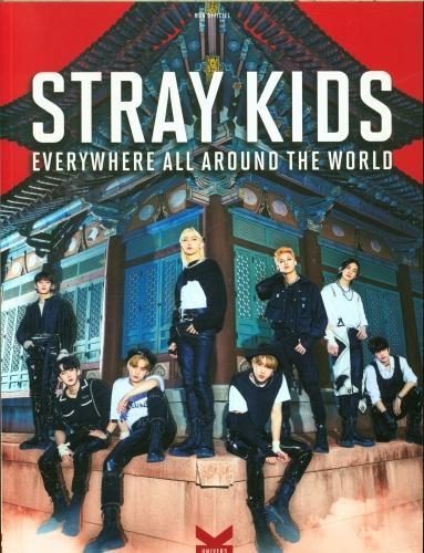 Actual product image Stray Kids : partout autour de la forêt (French, Collectif, 2023)