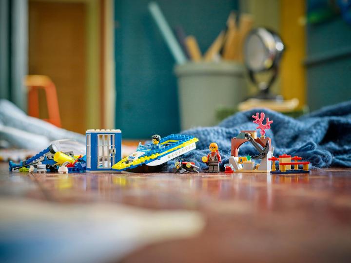 Produktbild LEGO Detektivmissionen der Wasserpolizei (60355, LEGO City)