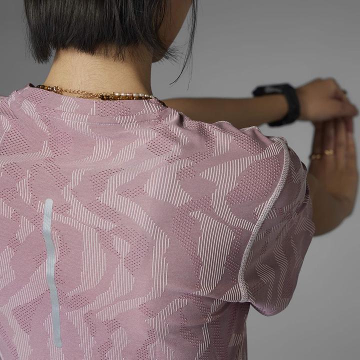 Produktbild adidas Women's Ultimate Engineered Running Tee (L)