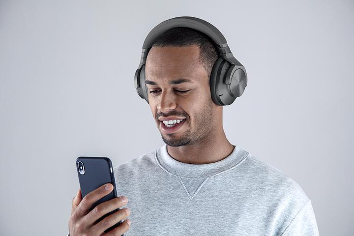 Actual product image Technics EAH-A800E (ANC, 50 h, Wireless, Cable)