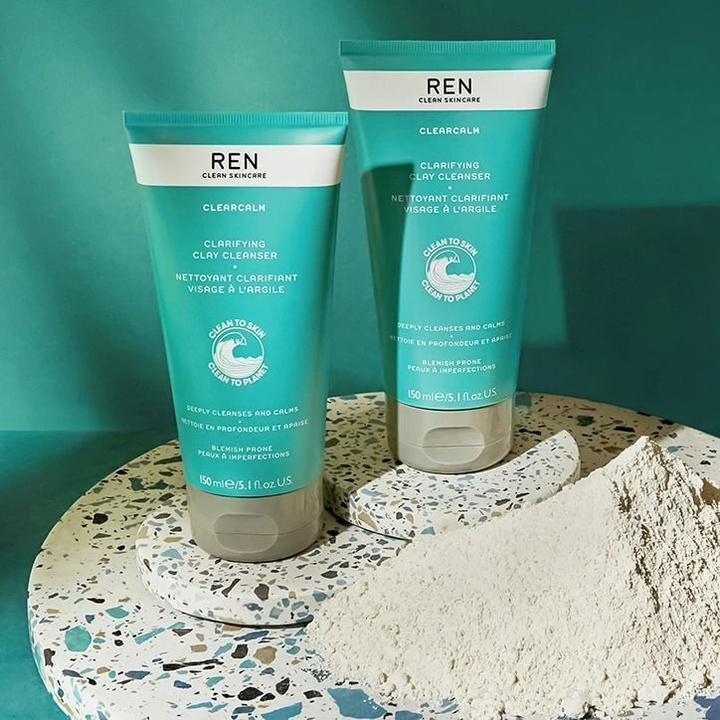 Actual product image Ren Clearcalm (Powder, 150 ml)