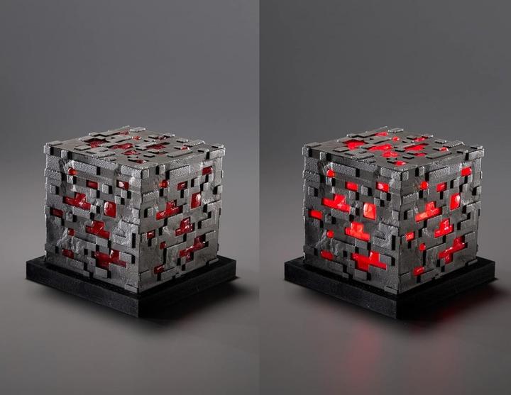 Produktbild Noble Collection Minecraft Replik