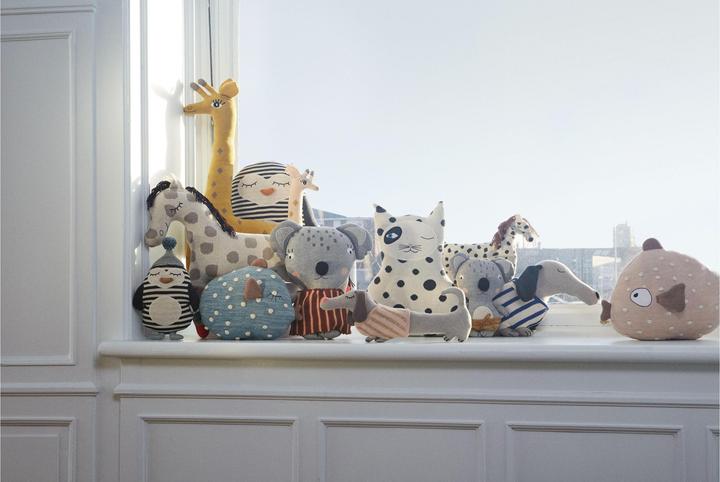 Produktbild Oyoy Plüschtier Little Finn (23 cm)