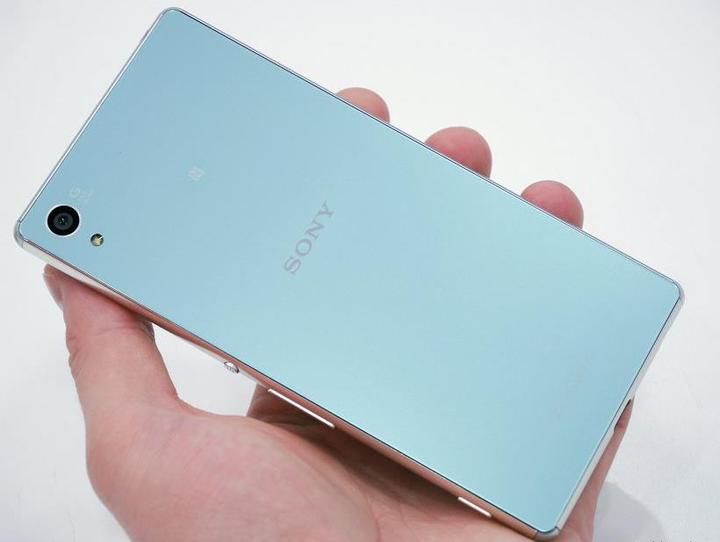 Actual product image Sony Xperia Z3+ (32 GB, Aqua blue, 5.20", Single SIM, 20.70 Mpx, 4G)