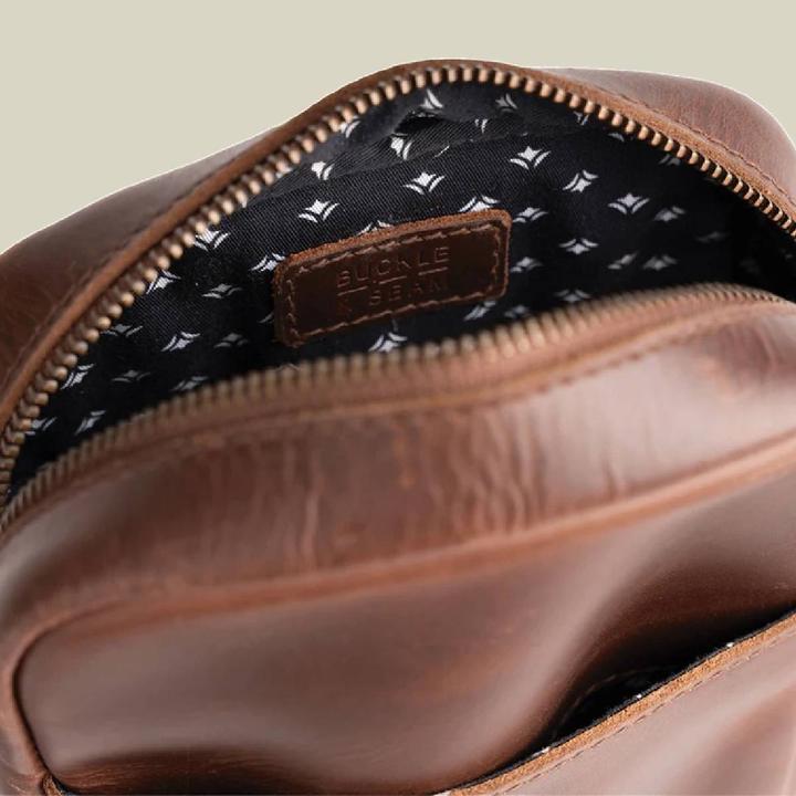 Produktbild Buckle & Seam Leder Crossbody Bag Runner Braun/Dots