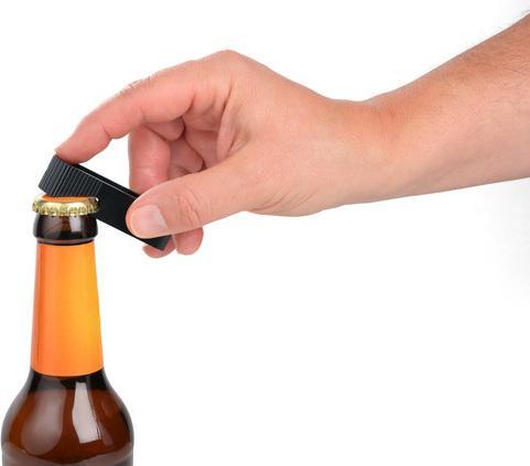 Produktbild Troika PRACTICABLE Schnellladekabel mit Flaschenöffner, schwarz (0.15 m, USB 3.2 Gen 2)