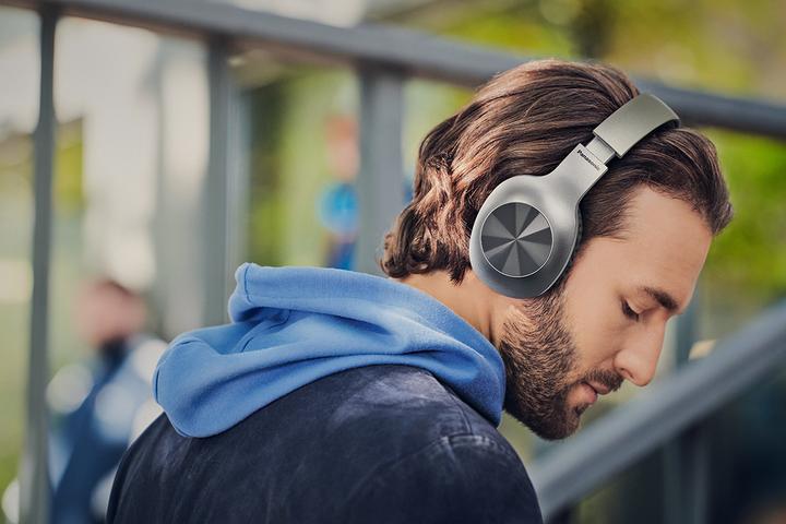 Actual product image Panasonic RB-HX220B (No noise cancelling, 23 h, Wireless)