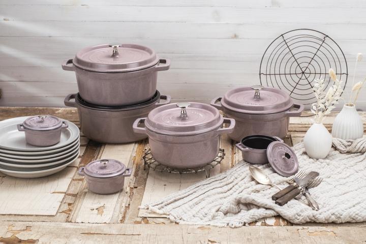 Produktbild Staub Cocotte (22 cm, Bräter + Schmortopf, Gusseisen)