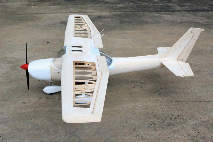 Immagine prodotto Seagull Models ( SG-Models ) Cessna 152 Aerobat 80" Master Scale Kit Holzbausatz