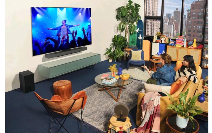 Image du produit LG TV OLED77C48LA (2024) (77", C4, OLED, 2024)