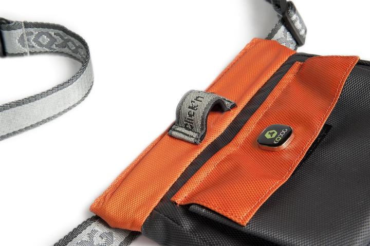 Actual product image EqDog Click'n Treat - Leckerli-Tasche für Hunde