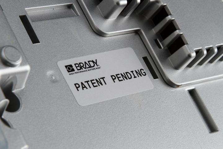 Image du produit Brady B30-17-7563, polyester métallisé, argenté, satiné, 50.80 x 25.40 mm, permanent (1226 E.)