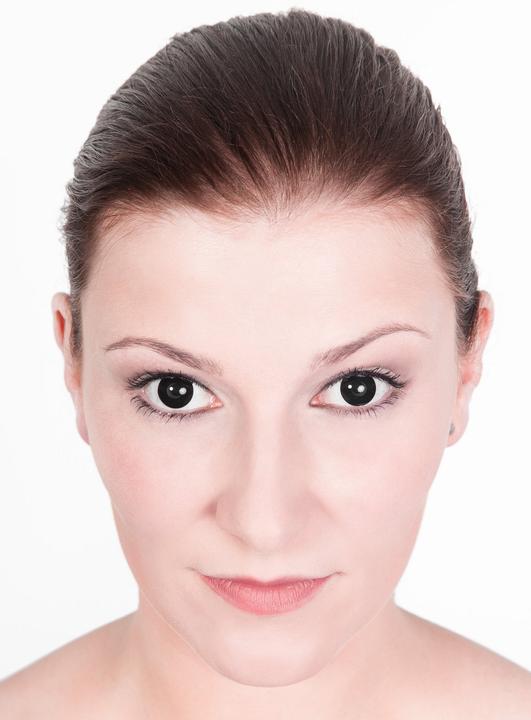 Produktbild Maskworld Hexe Farbige Jahreslinsen ohne Stärke - Halloween Karneval (Schwarz)