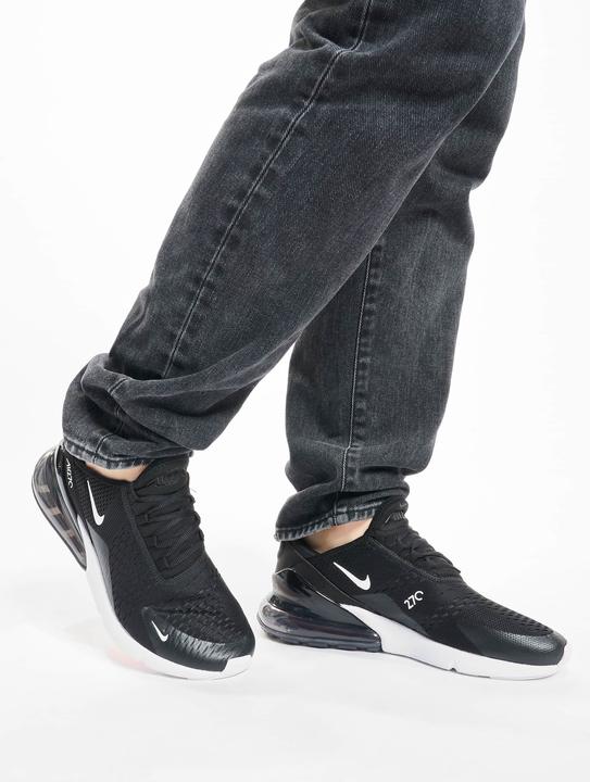 Immagine prodotto Nike Air Max 270 (43)
