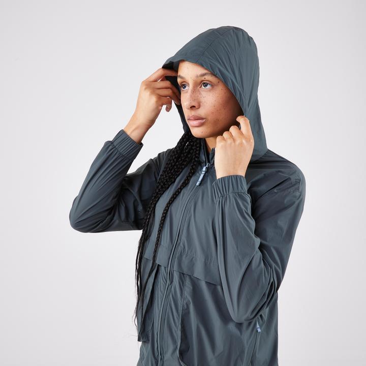 Actual product image Kiprun Women's windproof running jacket - Run 500 Wind green (46)
