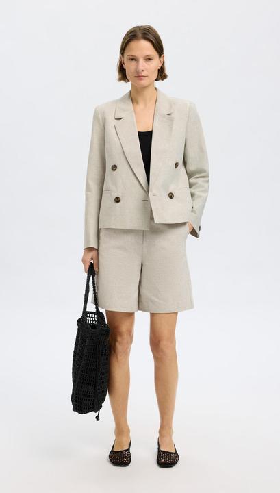 Actual product image Selected Femme Extra Wide Fit Shorts aus Leinengemisch (40)