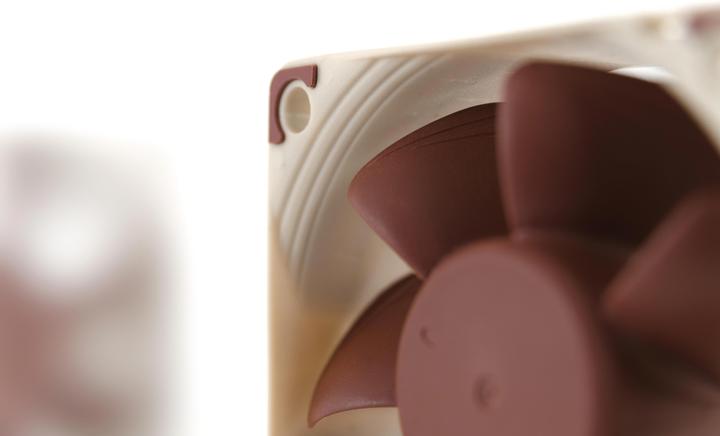 Image du produit Noctua NF-A6x25 5V PWM Boîtier de l'ordinateur Ventilateur 6 cm Beige (60 mm, 1 x)