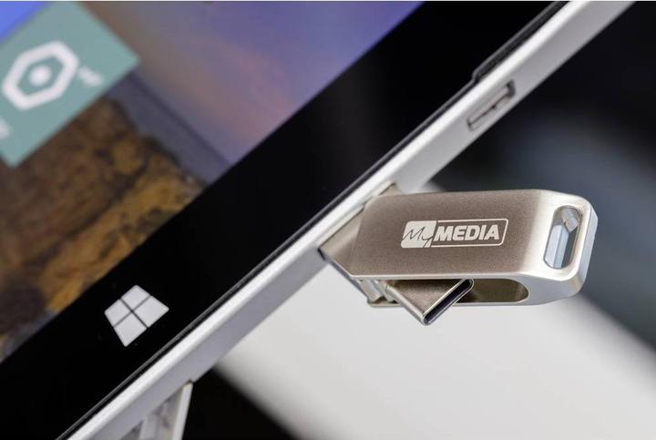Actual product image MyMedia USB 3.2 OTG Stick 16GB, Type A-C, My Dual, silver (16 GB, USB 3.2, USB-A, USB-C)