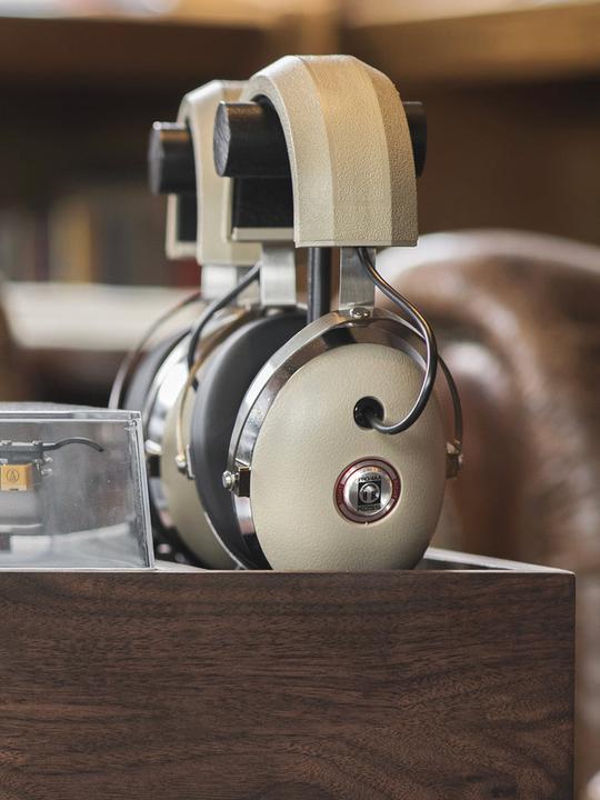 Actual product image Koss Pro4AA (Cable)
