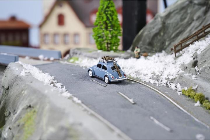 Produktbild Carson 1:87 VW Beetle WintersportVers.2.4G 100% (RTR Ready-to-Run)