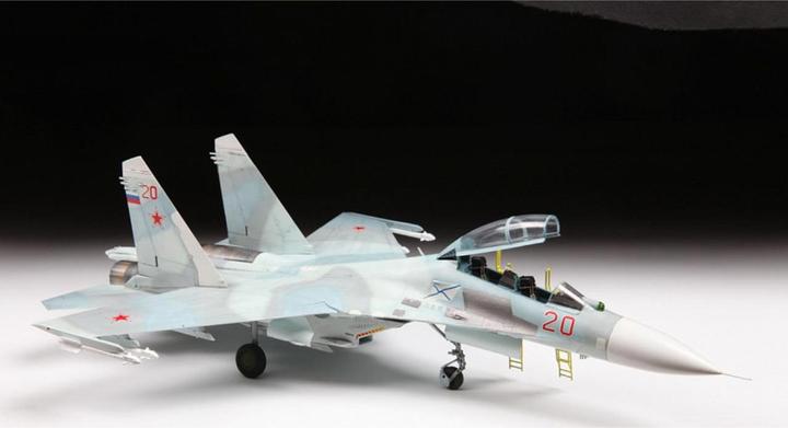 Actual product image 1:72 Sukhoi SU-27 UB Flanker-C