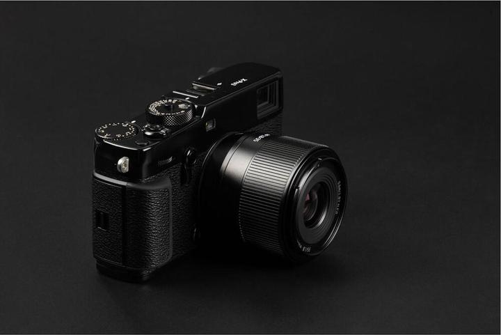 Actual product image TTArtisan AF 35mm F/1.8 Sony E (Sony E, APS-C / DX)