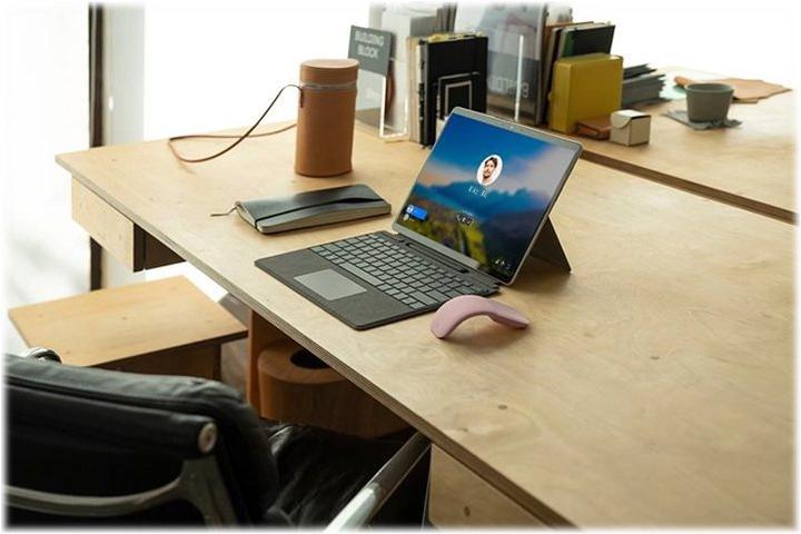 Produktbild Microsoft Surface Pro X (13", Microsoft SQ2, 16 GB, 512 GB)