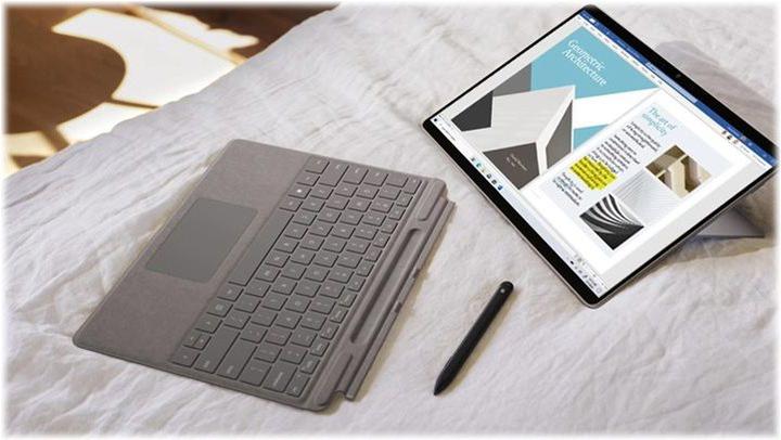 Produktbild Microsoft Surface Pro X (13", Microsoft SQ2, 16 GB, 512 GB)