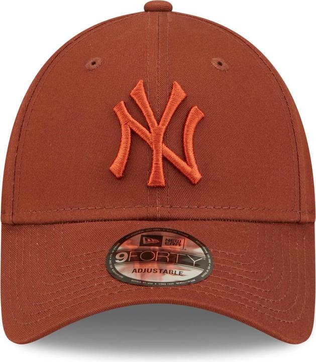 Produktbild New Era 9Forty Strapback Cap - New York Yankees Dunkelbraun