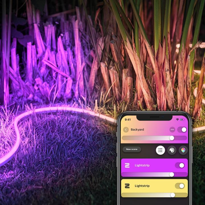 Produktbild Philips Hue Outdoor Lightstrip 5m DE-Stecker (Mehrfarbig, 500 cm, Outdoor)