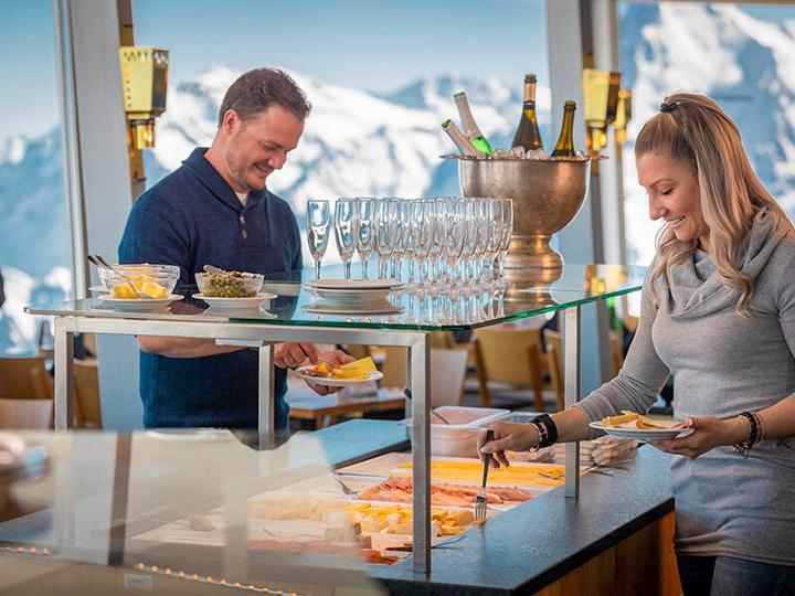 Immagine prodotto Smartbox Brunch per 1 fan di James Bond al ristorante panoramico Piz Gloria (1 pers.)