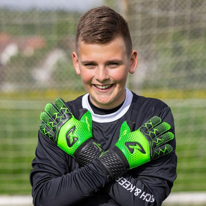 Immagine prodotto Catch & Keep Guanti da calcio Protezione Artiglio Taglia 7 Verde Guanti da portiere (7)