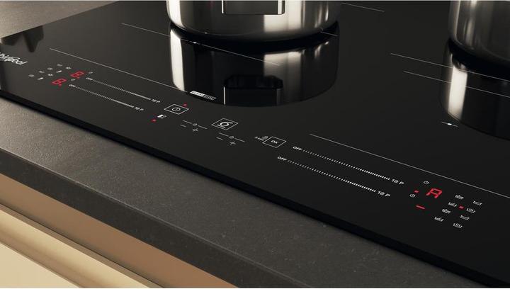 Actual product image Whirlpool Built in induction hob