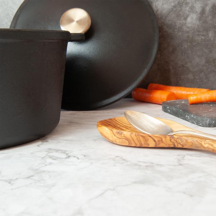 Immagine prodotto Natura Punto Poggia-cucchiaio, 100% legno d'ulivo, cm 25 x 8,5 x 2,5cm, marrone