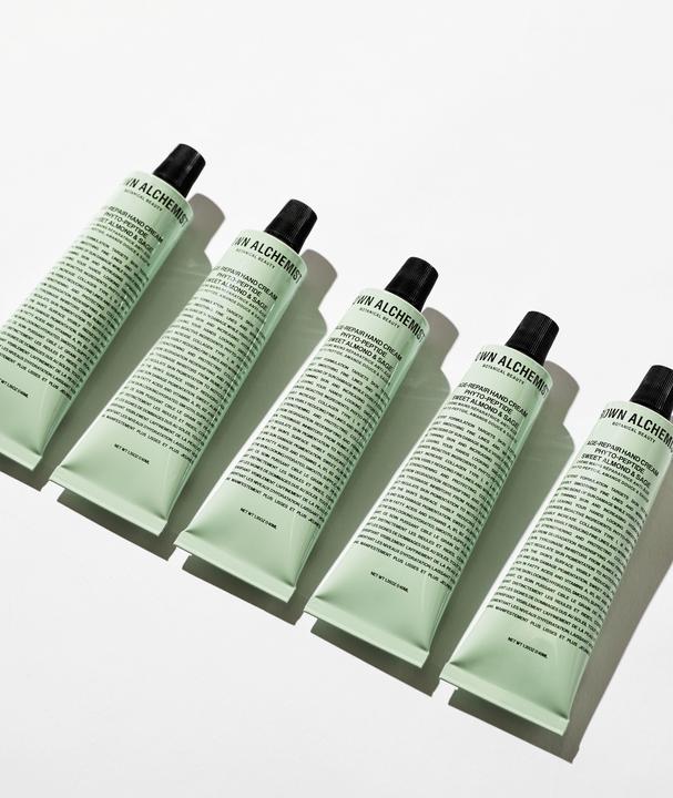 Produktbild Grown Alchemist GROWN Beauty - Age Repair Hand Cream: Sweet Almond & Sage (40 ml)