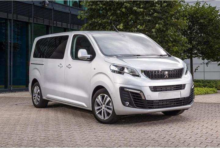 Actual product image ProPlus Stainless steel bumper protection for Citroen Spacetourer, Jumpy / Opel Vivaro / Peugeot Traveller (Rear, Portrait format)