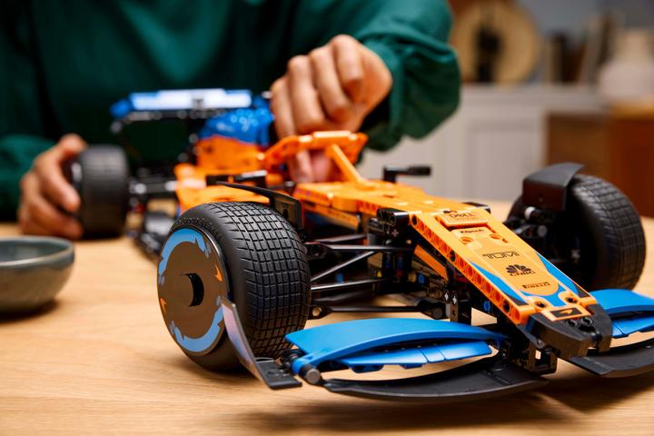 Produktbild LEGO McLaren Formel 1 Rennwagen (42141, LEGO Technic, LEGO Seltene Sets)