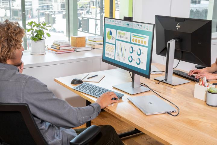 Actual product image HP E27d G4 (2560 x 1440 pixels, 27")