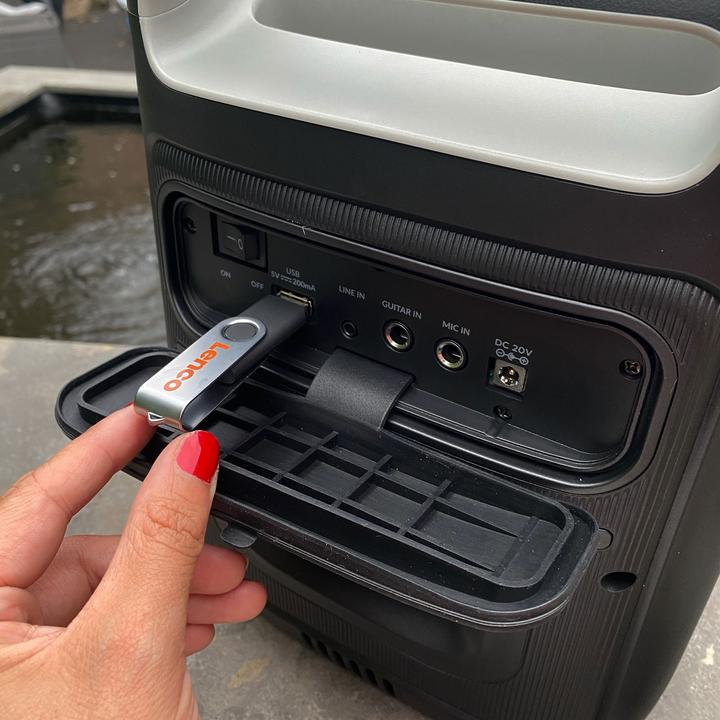 Image du produit Lenco PA-100PK (14 h, Fonctionnement sur batterie)