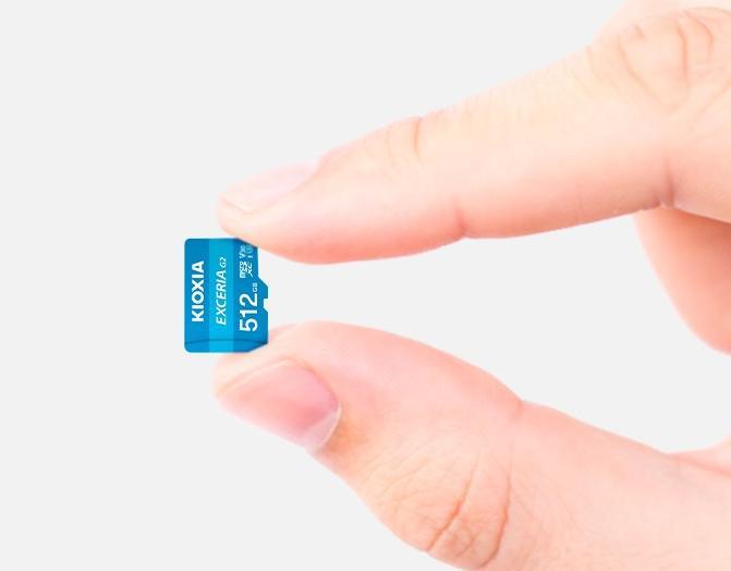 Immagine prodotto Kioxia Micro Sd 512gb Exceria G2 Con Adattatore (512 GB, microSDHC, U3, UHS-III)