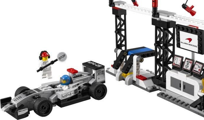 Actual product image LEGO Speed Champions McLaren Mercedes Pit Stop (75911, LEGO Speed Champions)