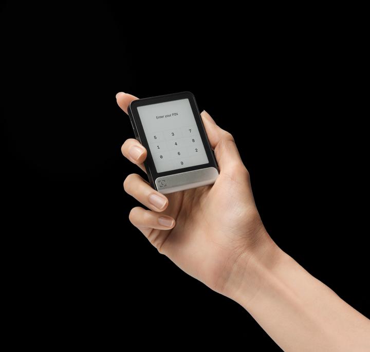 Produktbild Ledger Flex + 70$ BTC Voucher (Litecoin, Bitcoin, Cardano, Weitere, Dogecoin, TRON, Ethereum Classic, Ripple, Bitcoin Cash)